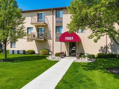 5885 Beechcroft Rd APT 116, Columbus, OH, 43229