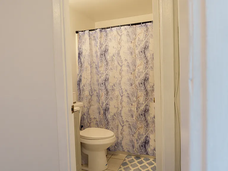 8439 Pioneer Dr — Photo 7