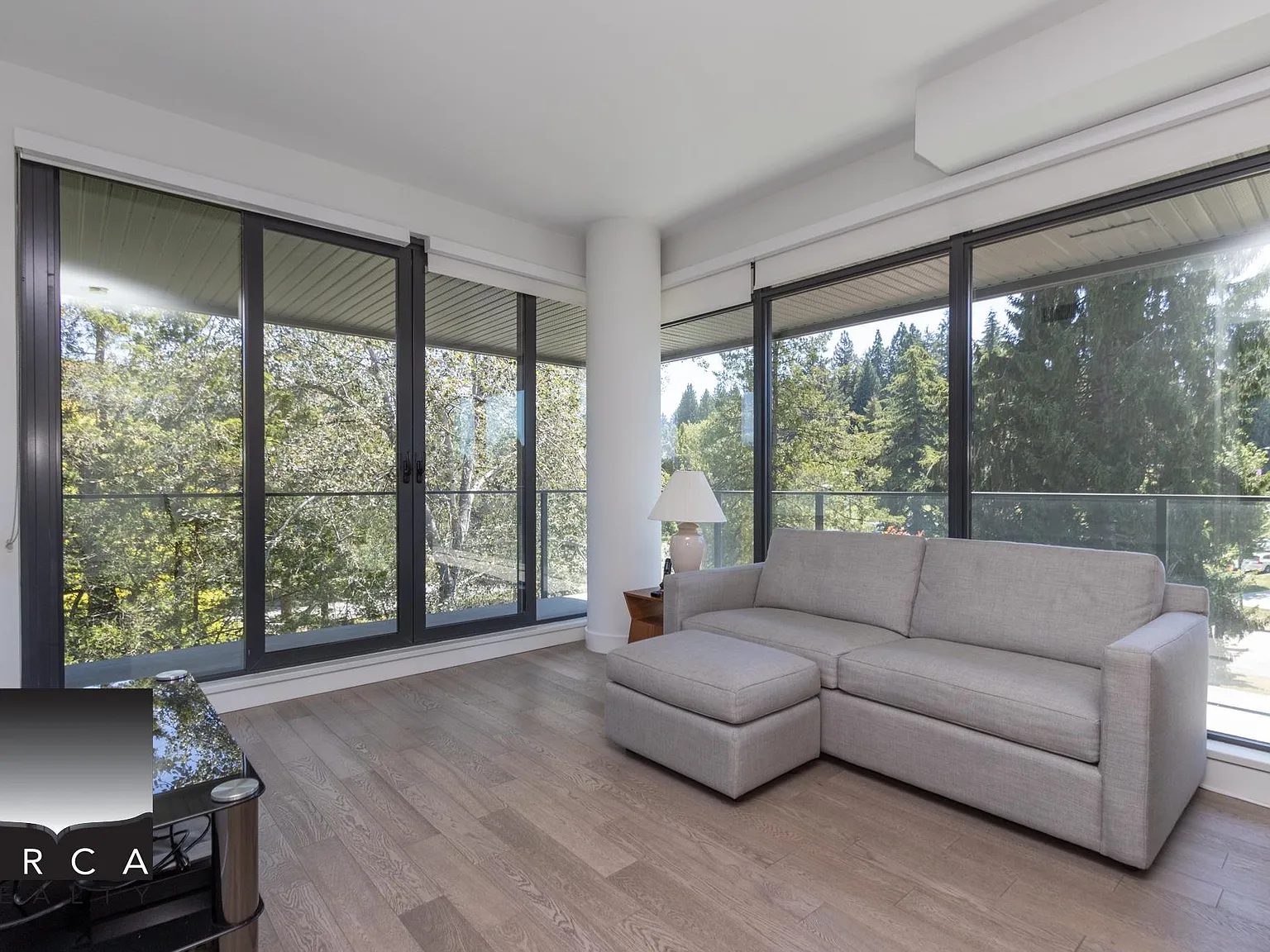 2 bed, 1171 sqft, $4,300 — Photo 4
