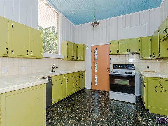 5th image of 9444 Southmoor Dr