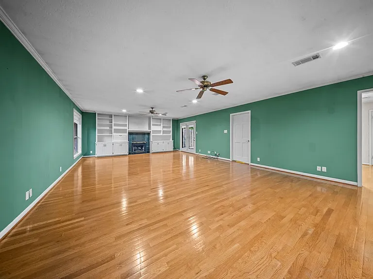 1027 Creek Bend Dr — Photo 12