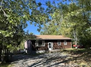 55 Randall Dr, Hampton, NB E5N 6A4