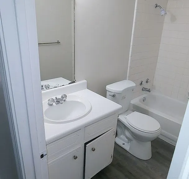 404 8th Avenue NE — Photo 2
