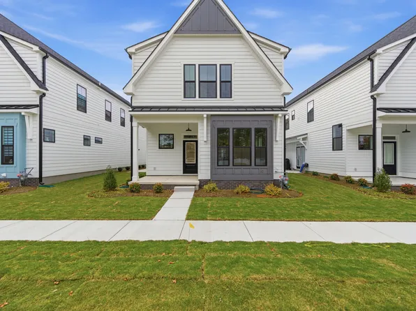 917 Calhoun Way, Chesapeake, VA 23322