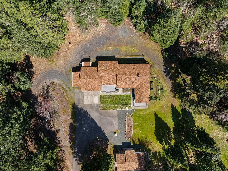 1st image of 2276 Azalea Dr