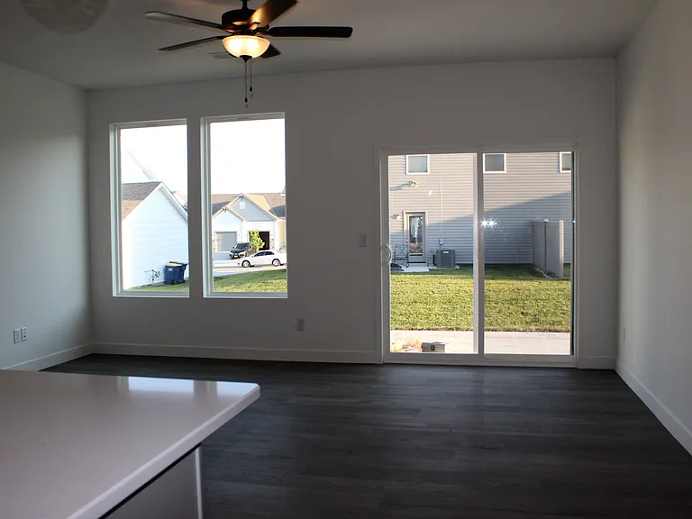27309 Acacia Dr — Photo 33