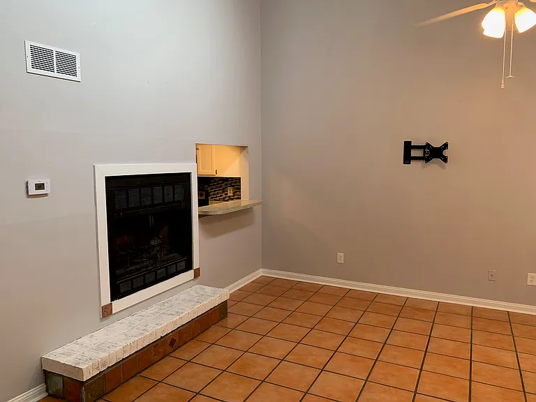320 Cedarwood Dr #320 — Photo 8