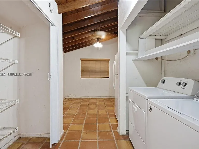 2550 Trapp Ave — Photo 16