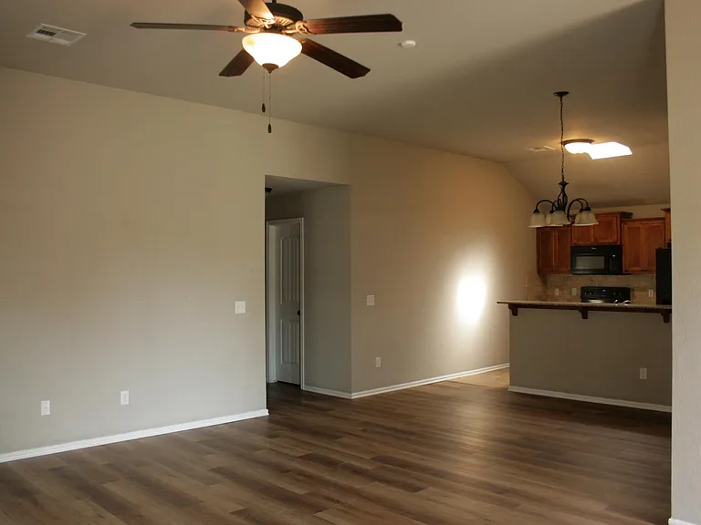 3613 Truman Dr — Photo 3