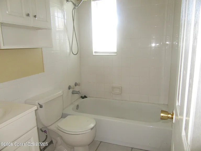 415 Harrison Ave #4 — Photo 16