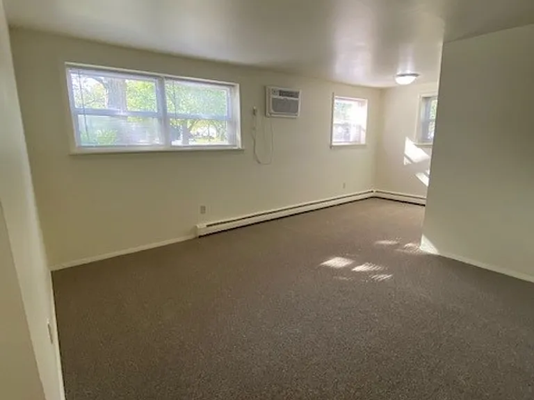State Place Apartment Homes — Photo 21