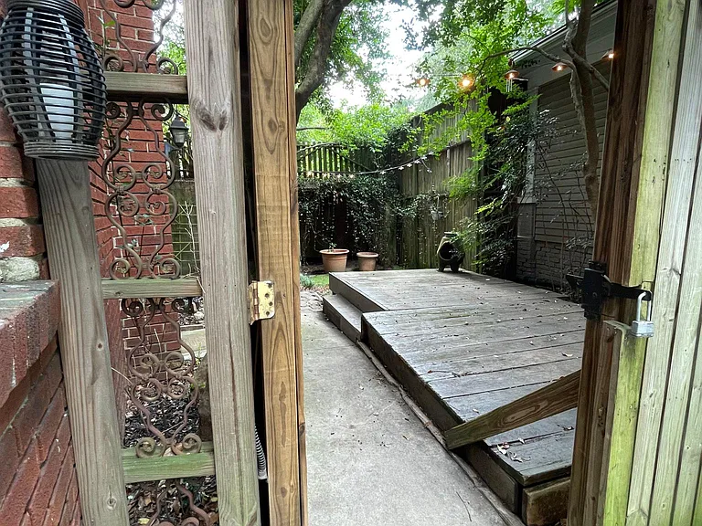 1034 Euclid Ave NE #B — Photo 3