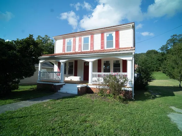 209 Carolina Ave, Richlands, VA 24641