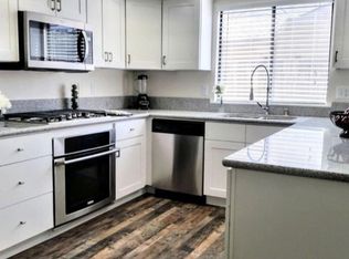 2056 Candlewood Ln, Hanford, CA 93230