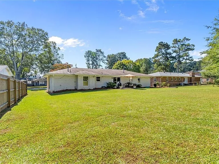 521 Pineview Dr SE — Photo 27