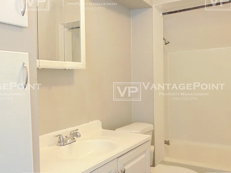 802 Kellogg St — Photo 8