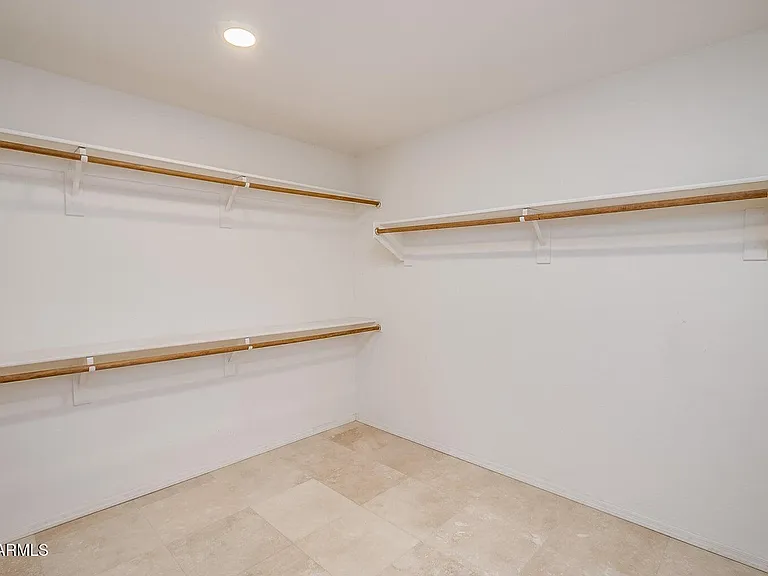 2892 E Beechnut Pl — Photo 45