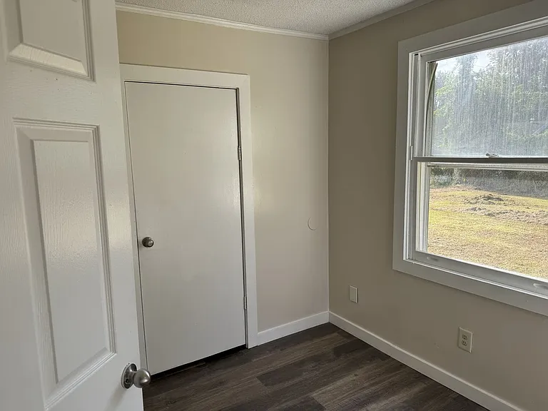 307 Miller Blvd — Photo 9