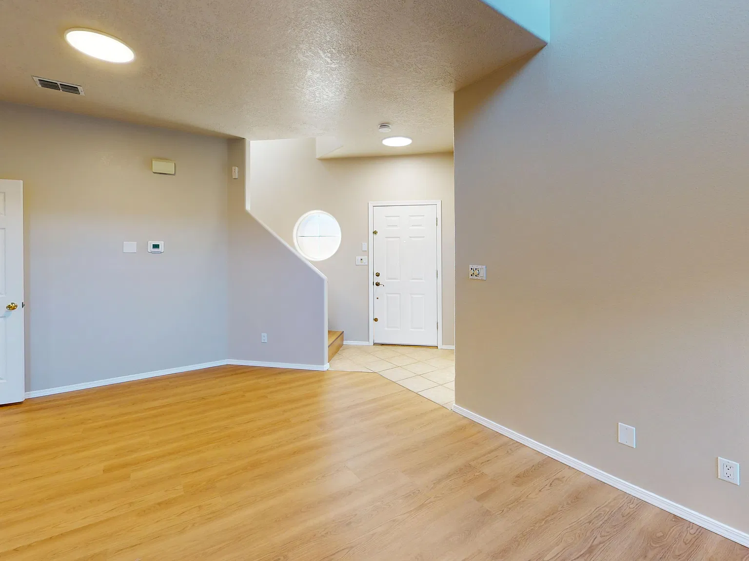 3 bed, 1788 sqft, $2,650 — Photo 3
