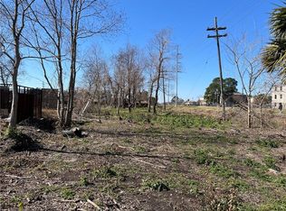 4974 Marque Dr, New Orleans, LA 70127