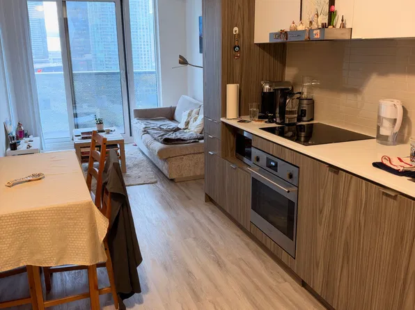 55 Cooper St, Toronto, ON