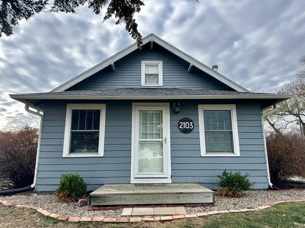 2103 North St, Marysville, KS 66508