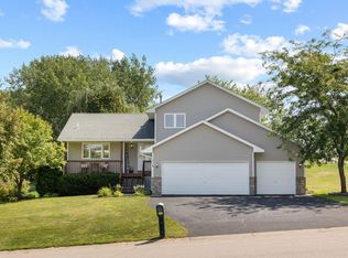 1718 Golf View Dr, Buffalo, MN 55313
