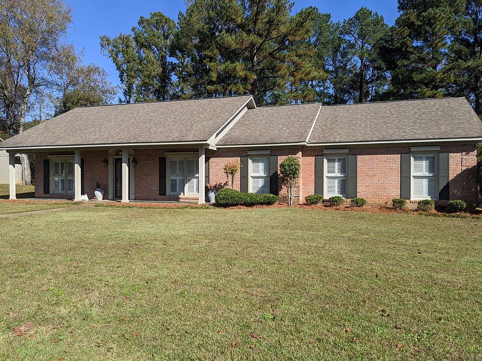 1st image of 3800 Sierra Dr