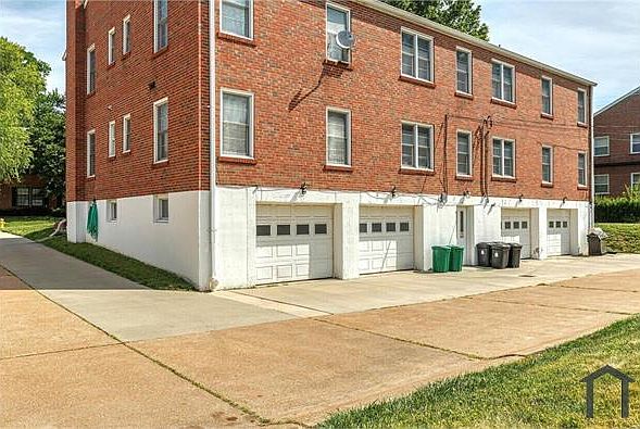 2nd image of 8130 Roxburgh Dr #2
