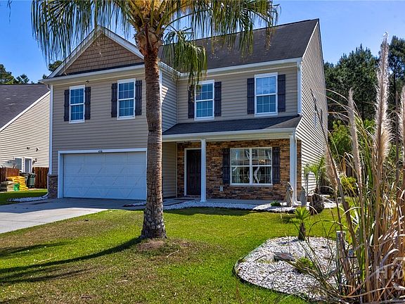 2nd image of 456 Stonebridge Circle