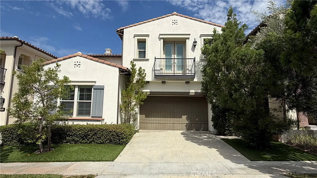 4 bed, 4.5 bath, 3285 sqft, $7,500 — Photo 1