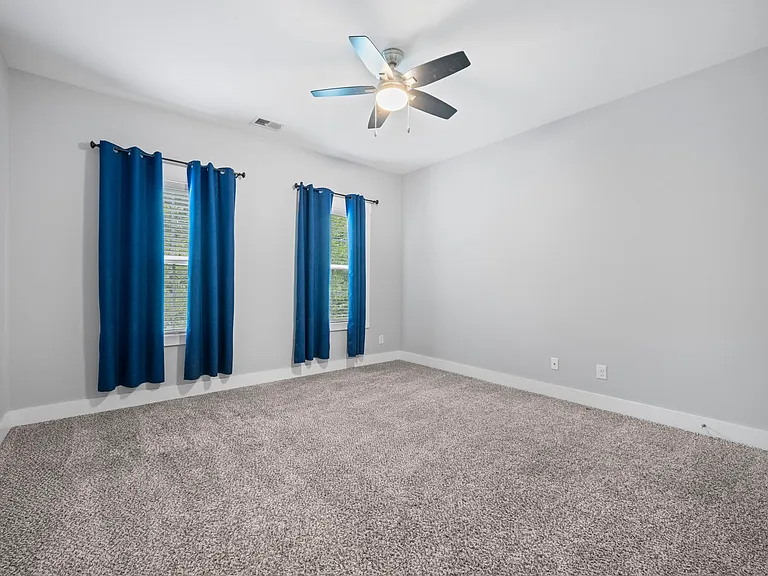 414 Hamlet Cir — Photo 30