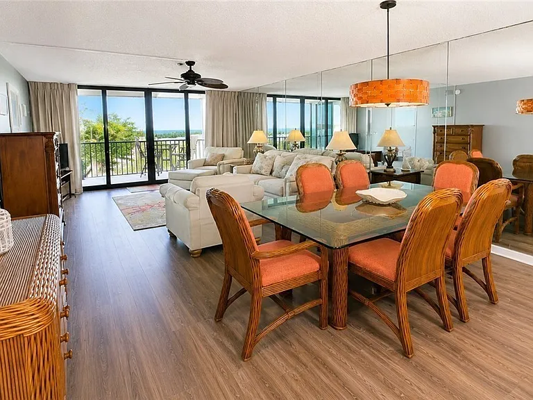 4203 Bay Beach Ln #3E — Photo 5