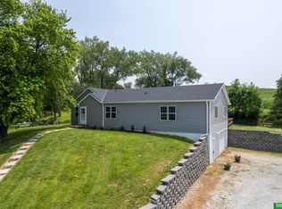 13640 Larsen Cir, Blair, NE 68008