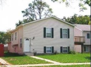 2605 Galilee Ave, Zion, IL 60099