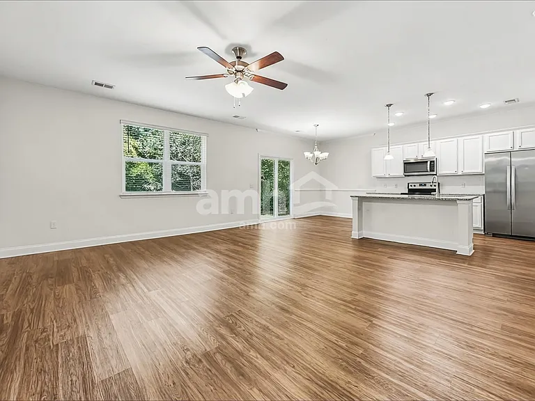 130 Pelican Ln — Photo 6