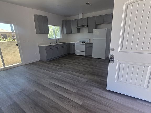 5th image of 1265 Windsor Dr
