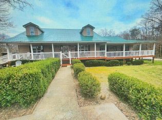 715 Ravens Point Rd, Tracy City, TN 37387