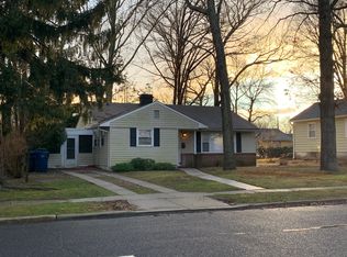 1016 Bendermere Ave, Ocean, NJ 07712