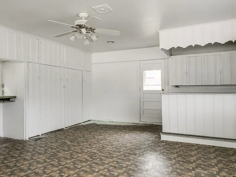 400 Draper Dr — Photo 12