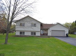 39814 Nez Perce Ln, North Branch, MN 55056