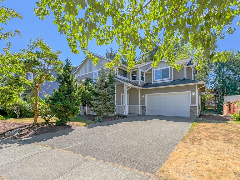 1218 147th Pl SW — Photo 2