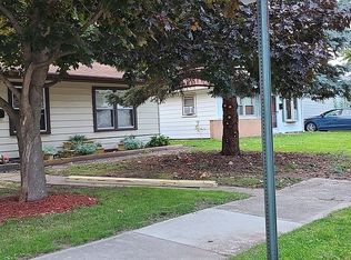27303 Barrington St, Madison Heights, MI