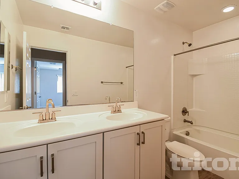 9322 E Solina Ave — Photo 9