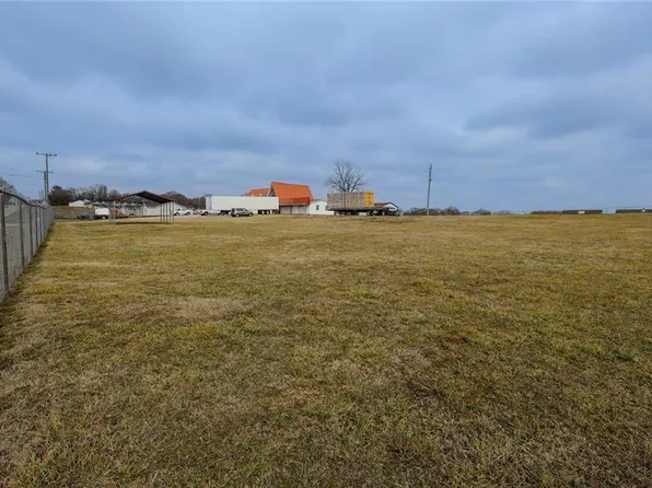 160 Highway 320 #1, Carnesville, GA 30521