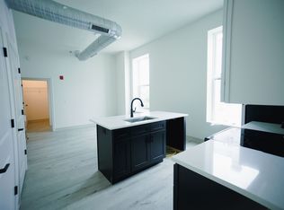 350 N Main St #3C, Frankfort, IN