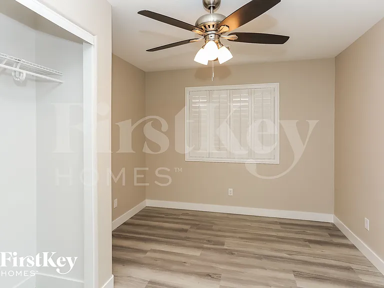 6009 Winter Meadow St — Photo 10