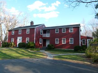 29 Farrar Ln, Ridgefield, CT 06877