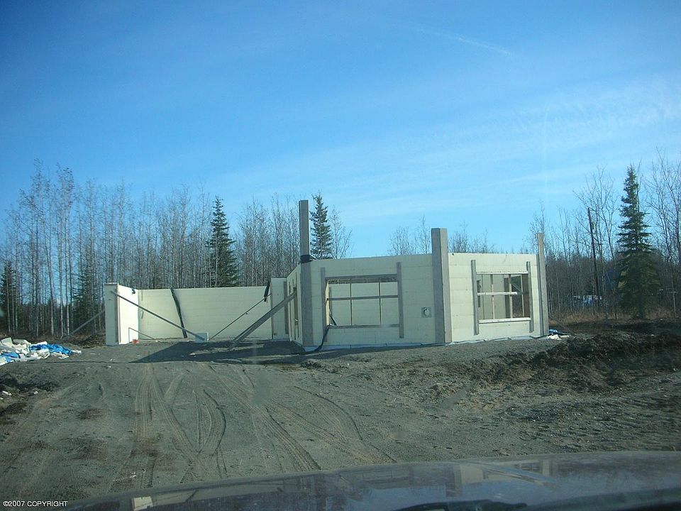 2nd image of 33310 Faith Ln