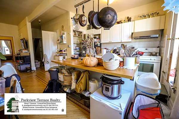 Rented by Sorensens Parkview Terrace Real Estate Inc | media 6